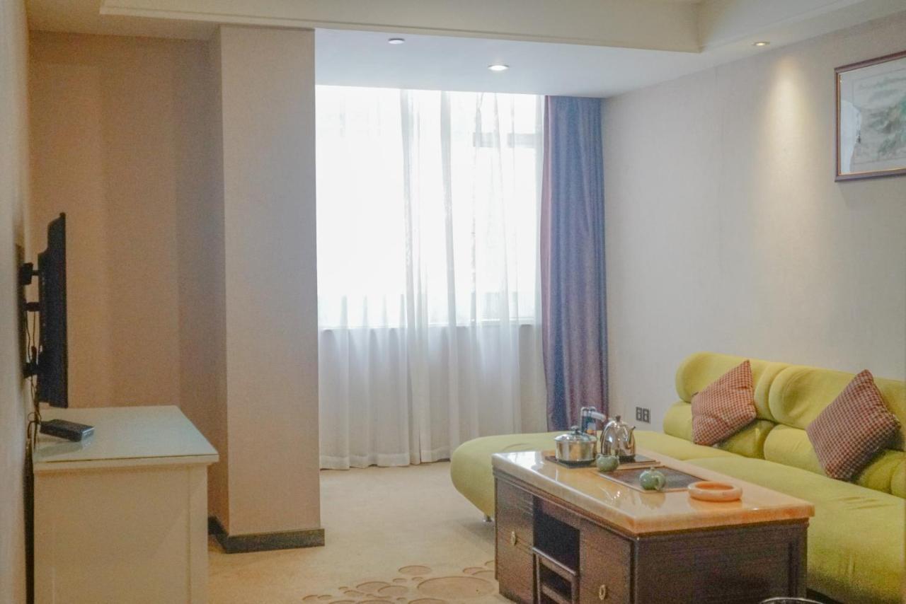 Paco Hotel Tianhe Coach Terminal Metro Satation Guangzhou-Free Shuttle Bus For Canton Fair Bagian luar foto