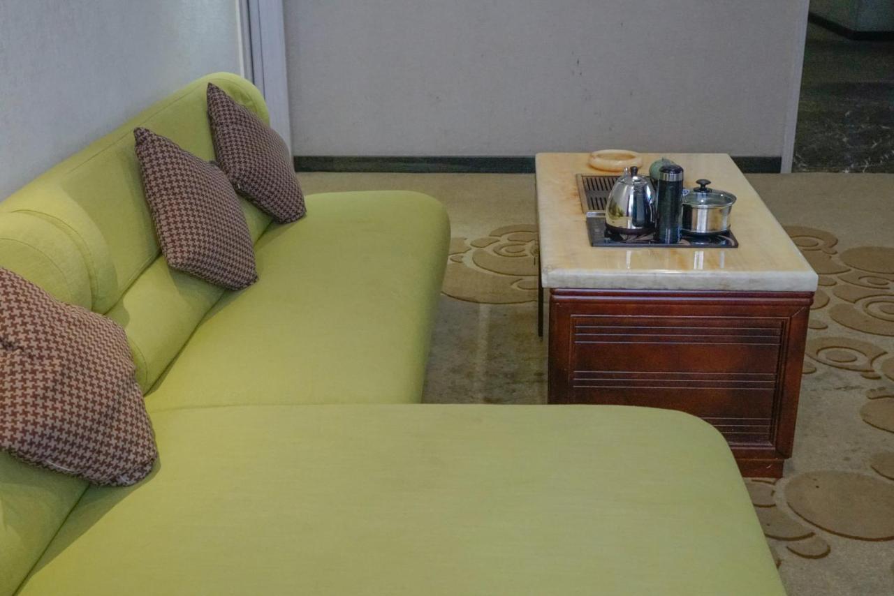 Paco Hotel Tianhe Coach Terminal Metro Satation Guangzhou-Free Shuttle Bus For Canton Fair Bagian luar foto